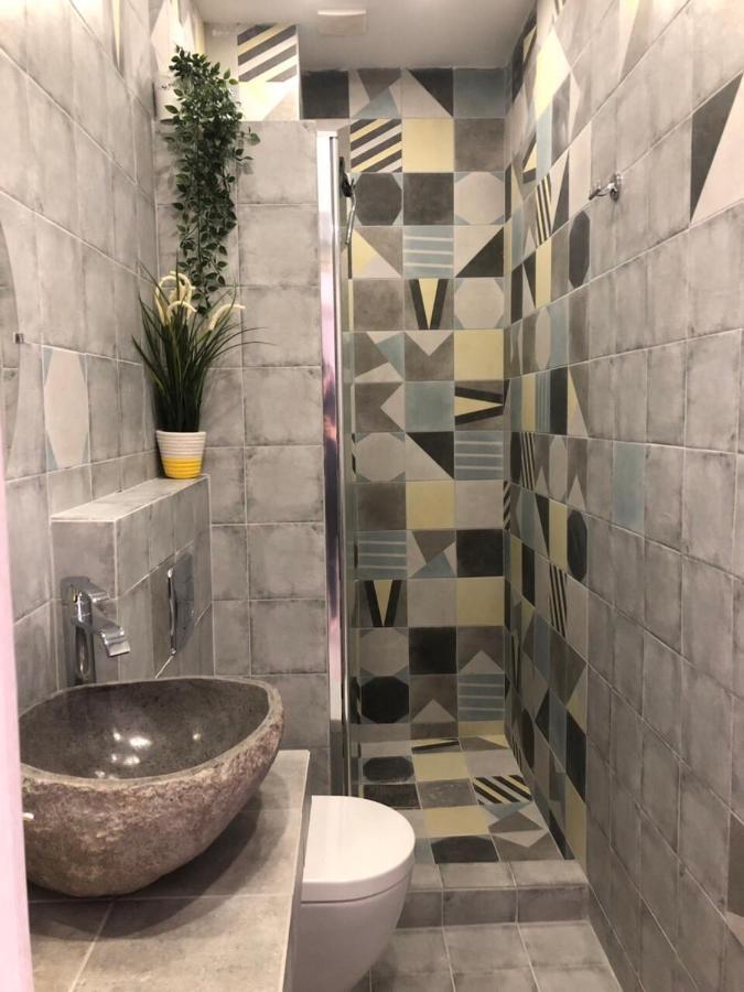 Relax Apartment Peraía المظهر الخارجي الصورة